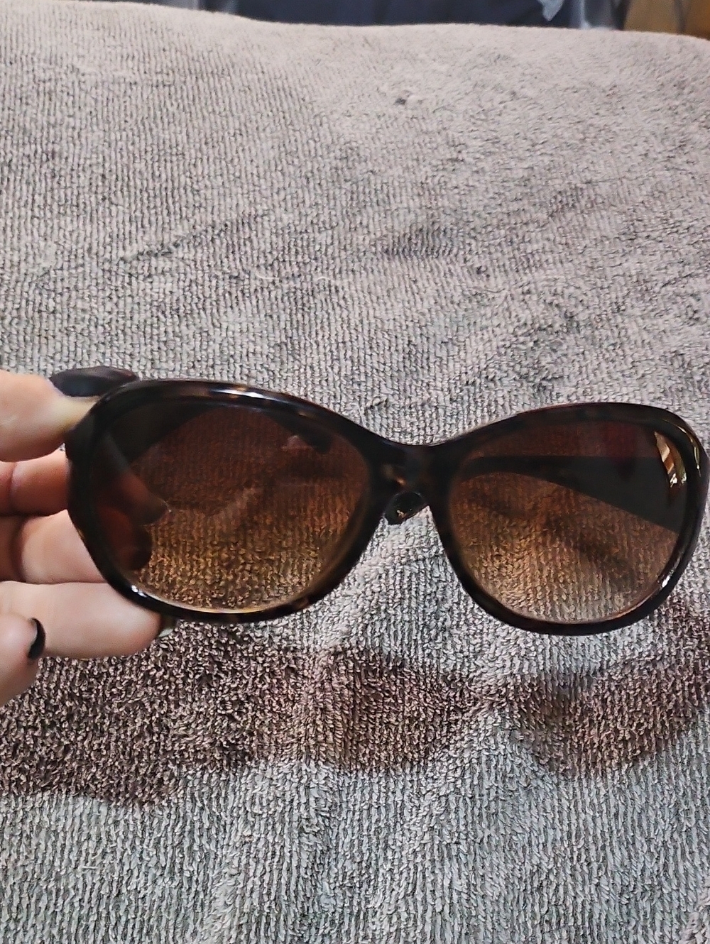 Nine West Womens Designer Classic Brown Gradient  Sunglasses